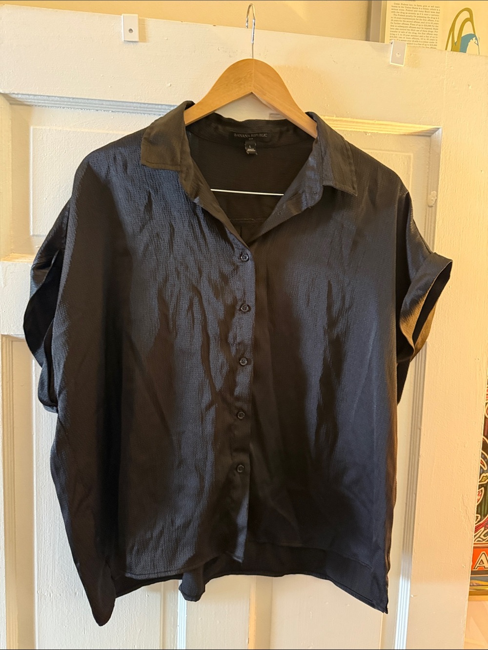 Banana Republic Black Short-Sleeve Button-Down Shirt